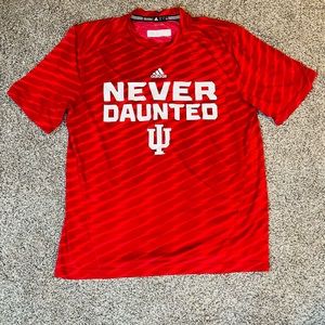 Men’s Red Adidas "NEVER DAUNTED” T-Shirt Size Large